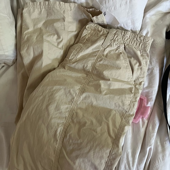 THE urban outfitters cargo pants - Picture 2 of 6